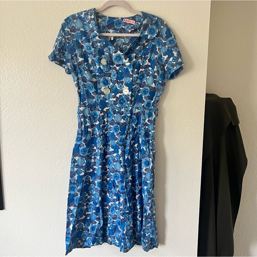 Beautiful soft 1950s dress